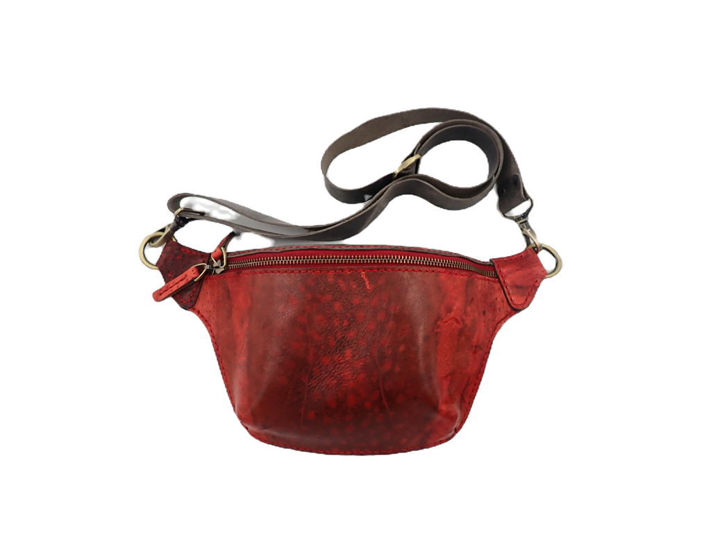 Red Seahorse Pouch (M)