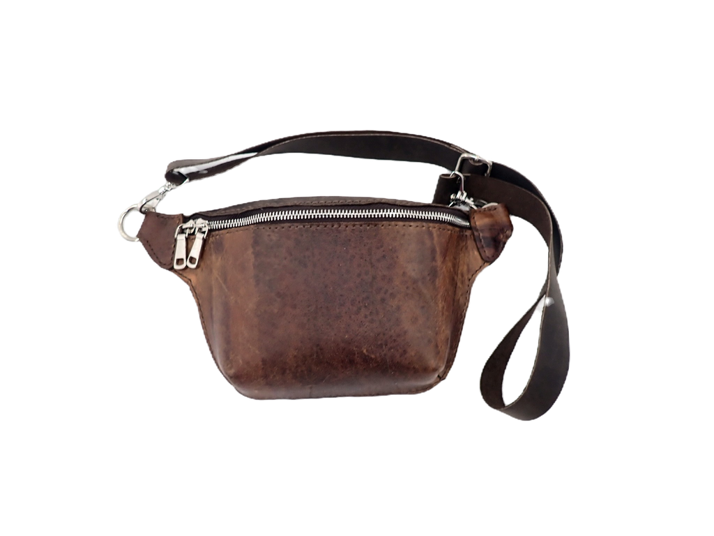 Brown Seahorse Pouch (M)