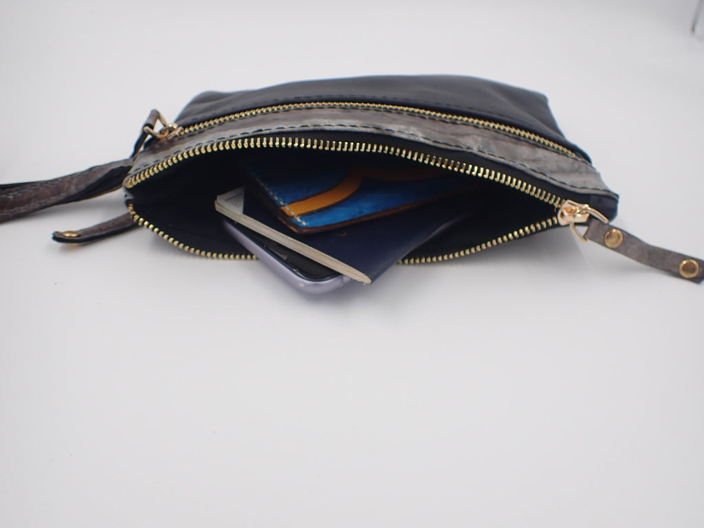 Midnight Palometa Clutch