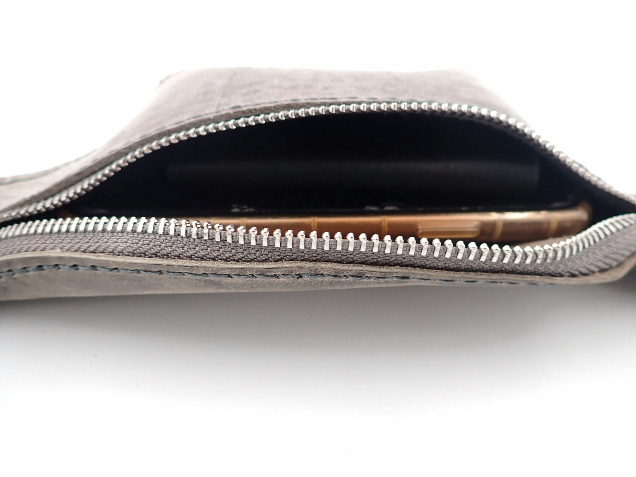 Grey Seahorse Pouch (S)