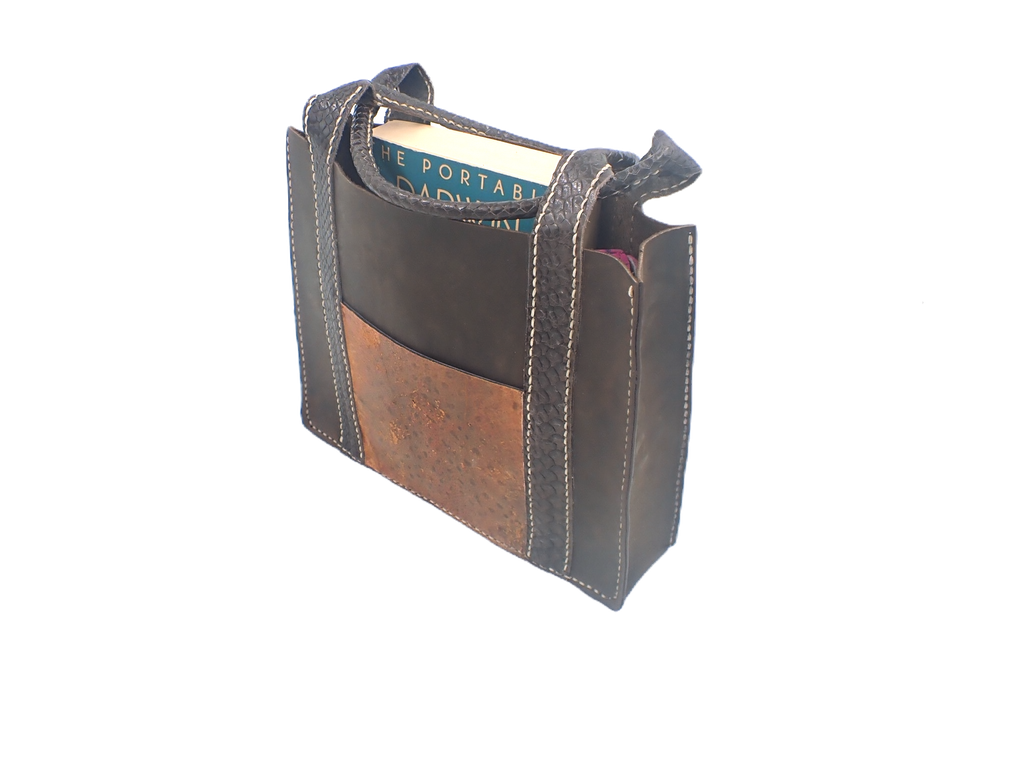 Sunset Bullshark Purse (M)