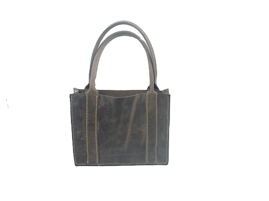Stormy Bullshark Purse (M)